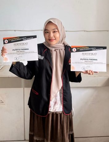 Putrya Fhonna, mahasiswi Program Studi S1 Farmasi UUI berhasil meraih dua juara pada sayembara menulis naskah cerita kesehatan reproduksi remaja tingkat nasional yang diselenggarakan Ikatan Bidan Indonesia (IBI) Banda Aceh.