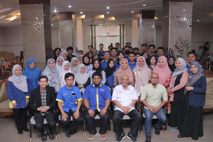 Dosen dan mahasiswa Universitas Malaysia Perlis (UniMAP) dan Universitas Ubudiyah Indonesia (UUI) mengikuti kegiatan seminar internasional dalam rangka Visit Academic and Cultural Exchange Program di Plenary Hall UUI, Selasa (9/7/2024).